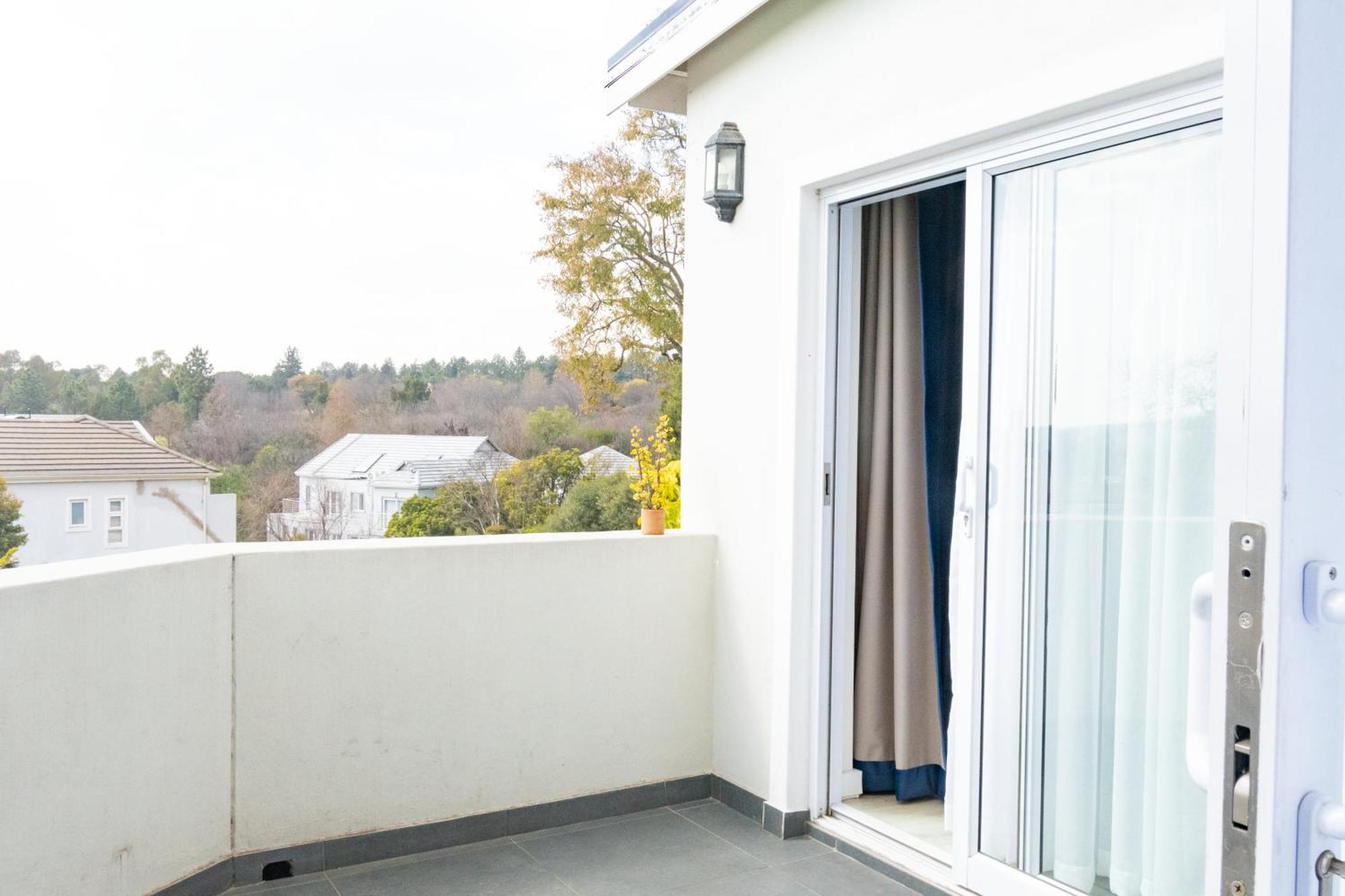 3 On Tessa Guesthouse Johannesburgo Exterior foto